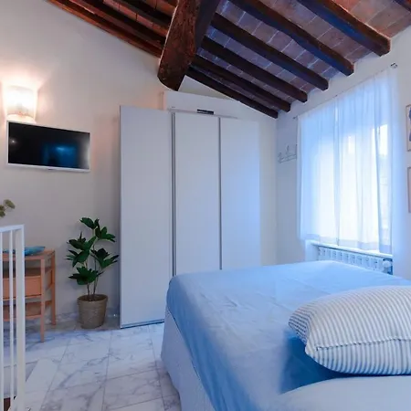 La Reggia - 5min From The Sea & Bike Apartment