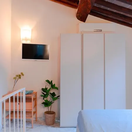 La Reggia - 5min From The Sea & Bike Apartment
